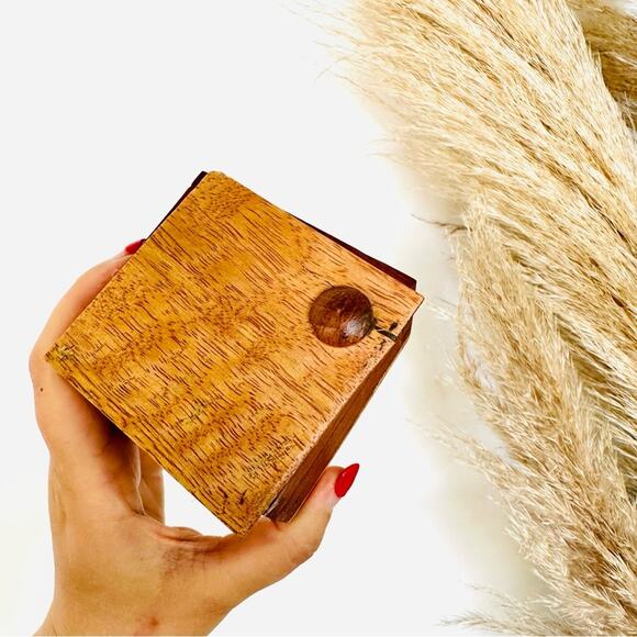 VINTAGE Handmade Light Wooden Square Storage Decorative Spice Jewelry Box Lid - Picture 1 of 10